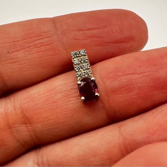 Genuine ruby and cz stud earrings in sterling silver! - Picture 3 of 10